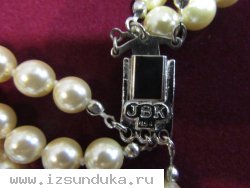 Ожерелье из перламутрового жемчуга с тройной нитью Джеки Кеннеди