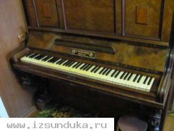 Старинное немецкое пианино С.Lockingen Berlin 1870г